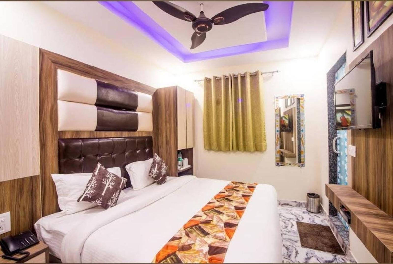 Hotel Green Snapper'100 M From Delhi University Near Isbt Kashmiri Gate Nuova Delhi Esterno foto