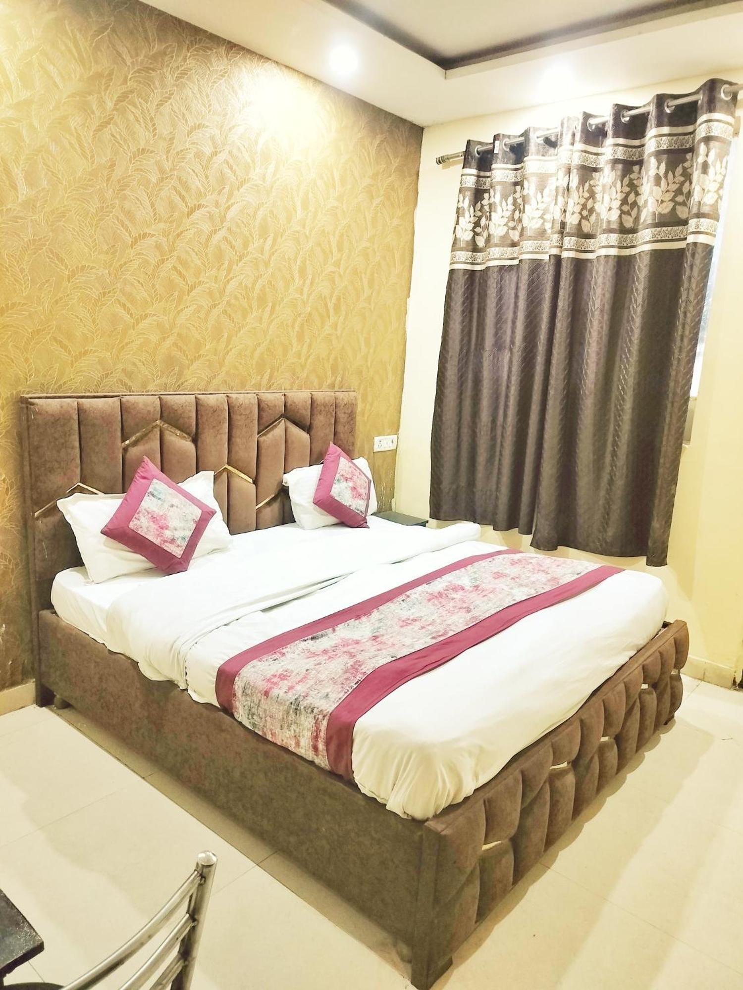 Hotel Green Snapper'100 M From Delhi University Near Isbt Kashmiri Gate Nuova Delhi Esterno foto