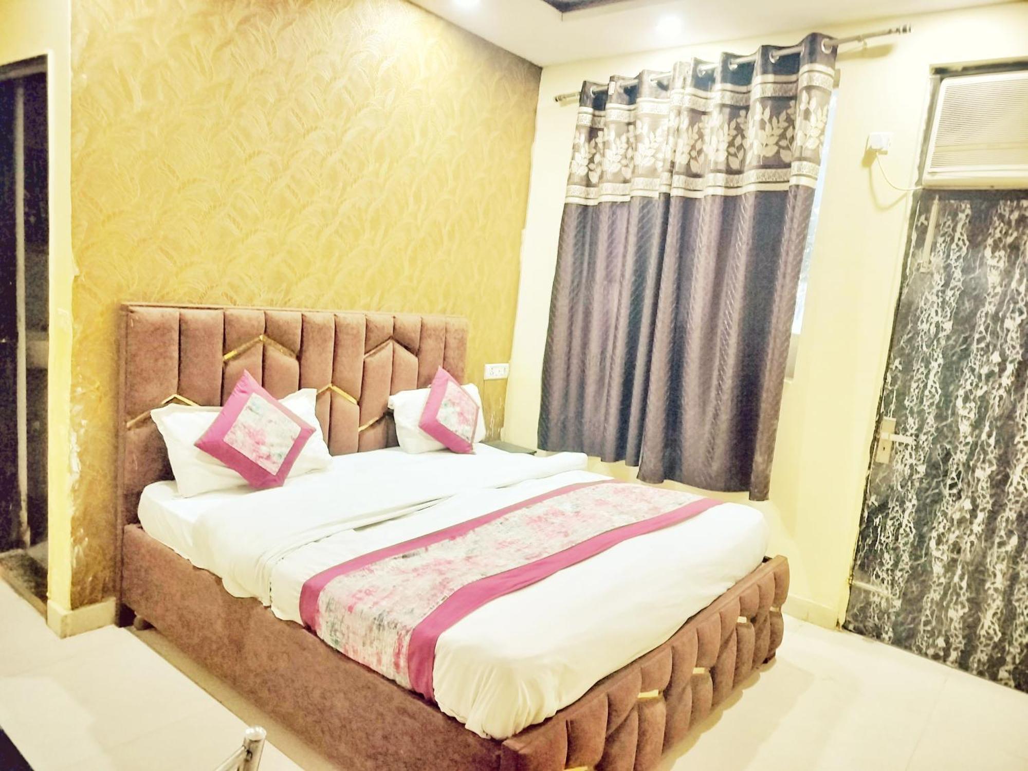 Hotel Green Snapper'100 M From Delhi University Near Isbt Kashmiri Gate Nuova Delhi Esterno foto